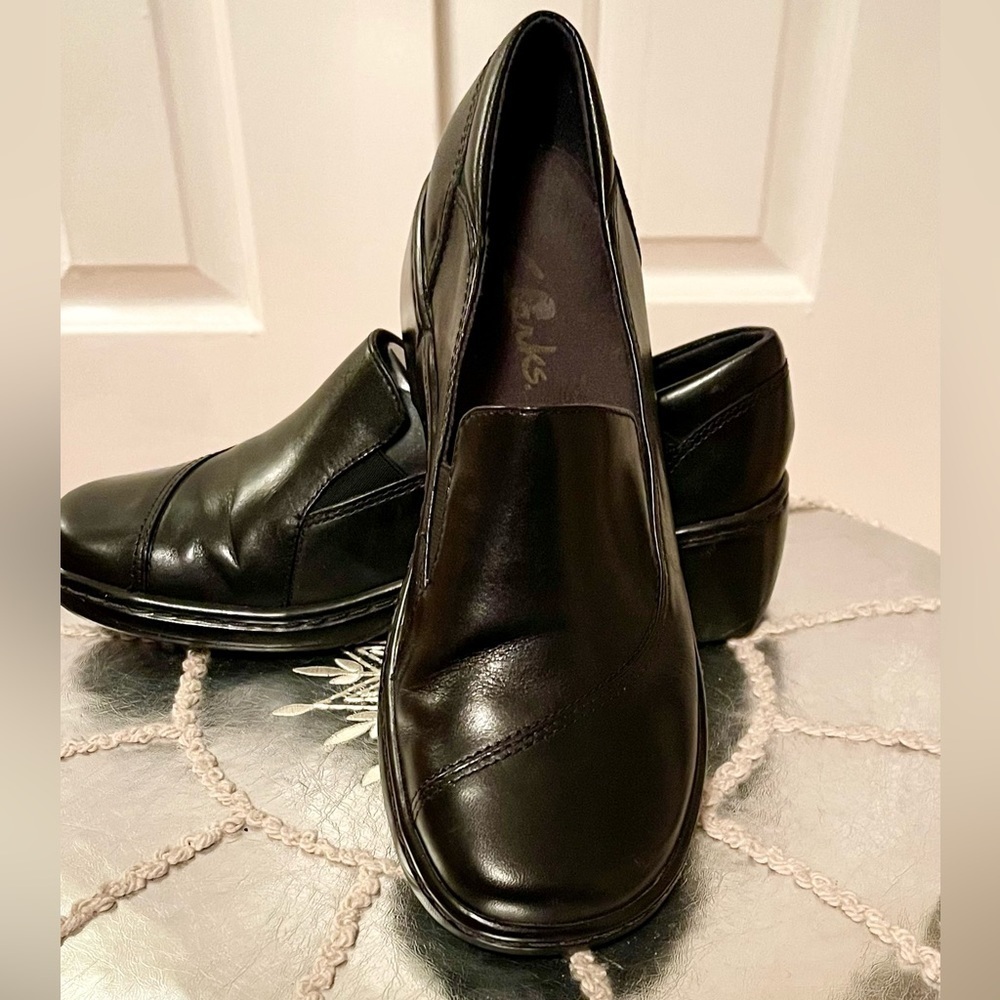 NWT Clarks Polar Ex. black leather slip on shoes size 7.5